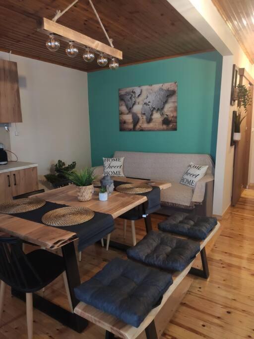 ヴァシリキPolitis' Wooden Houseアパートメント エクステリア 写真